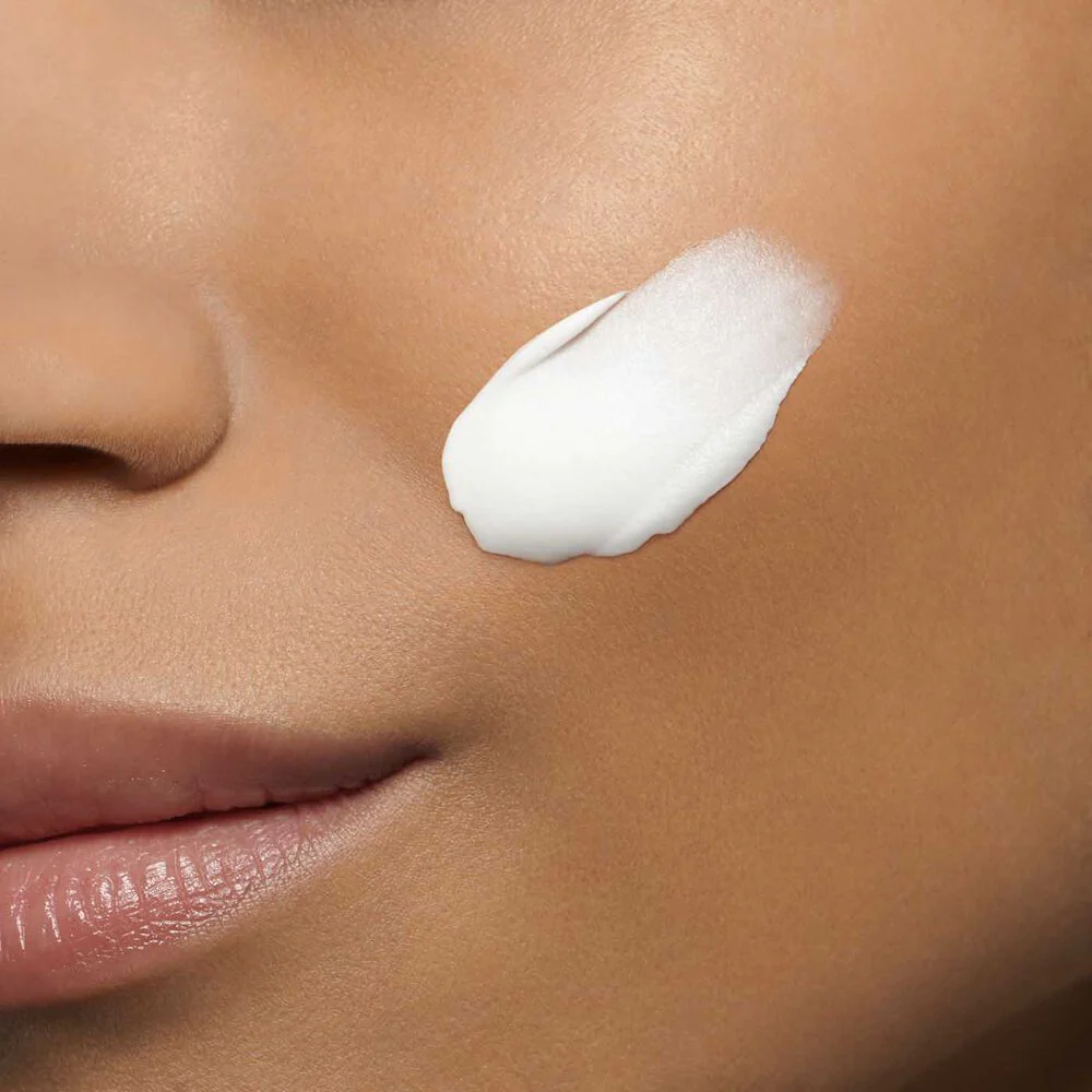 Clarins Calm Essentiel Soothing Repairing Balm - Image 2