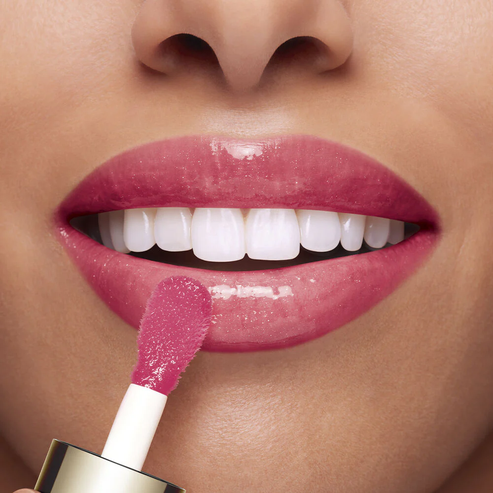 Clarins Lip Comfort Oil 16 Fuschia - new April '23 - Image 2