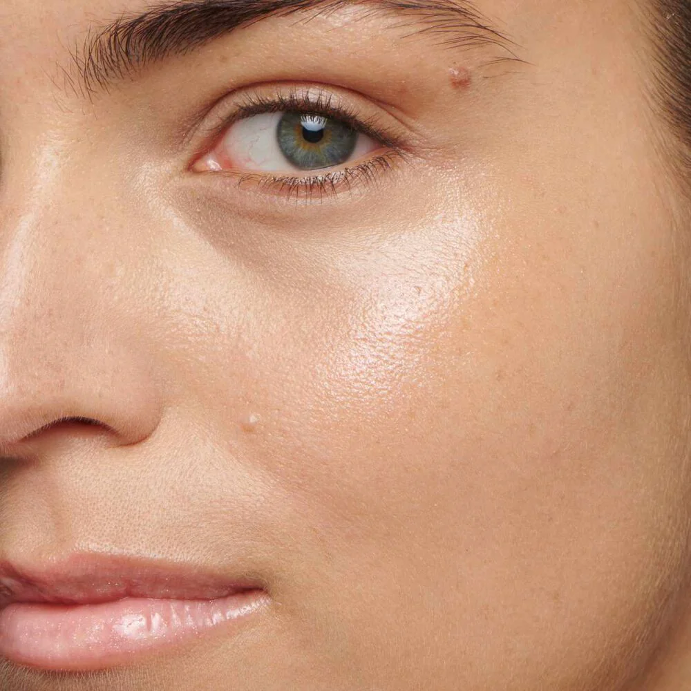 Clarins Lip Perfector 22 Peach Glow - Image 6
