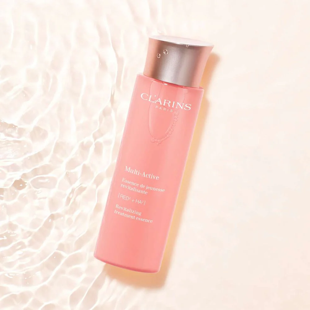 Clarins Multi Active Revitalizing Treatment Essence 200ML - Image 2