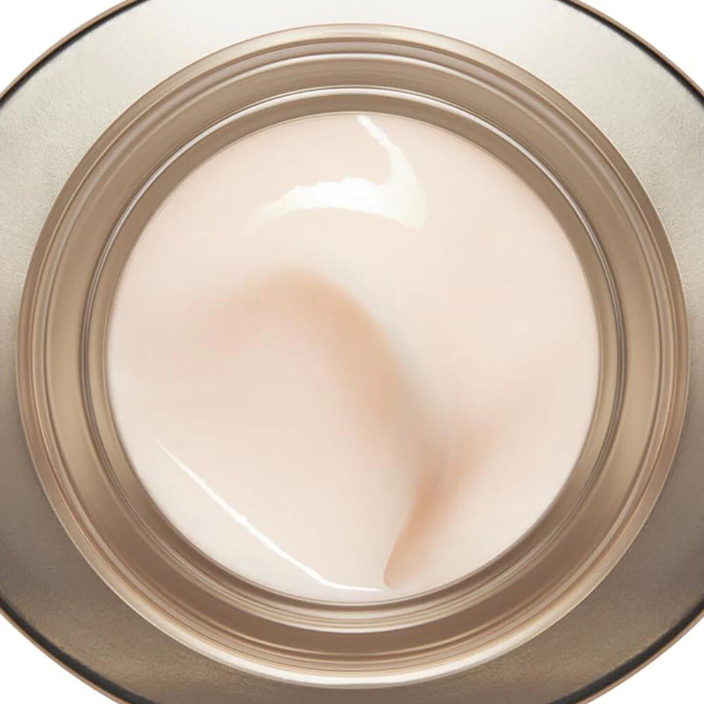 Clarins Nutri Lumiere Night Cream 50ml - Image 2