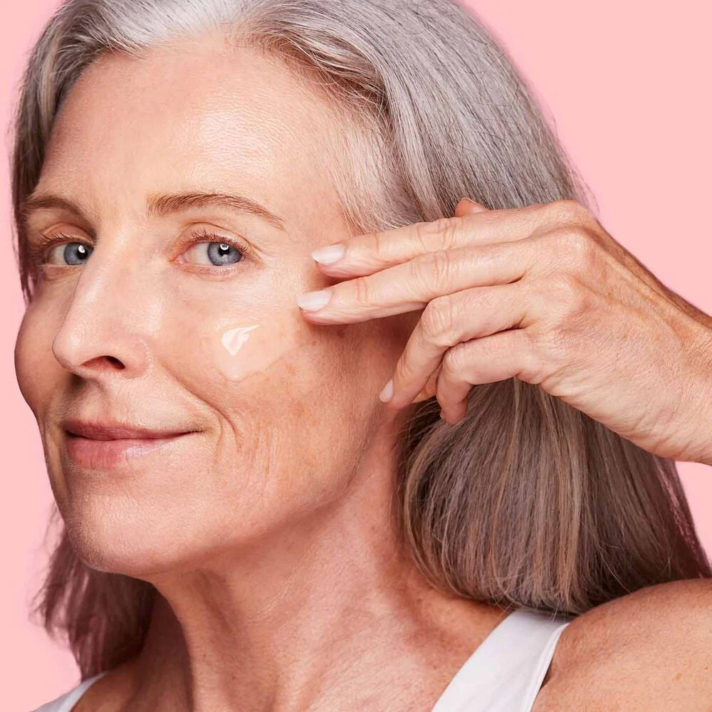 Clarins Super Restorative Serum - Image 5