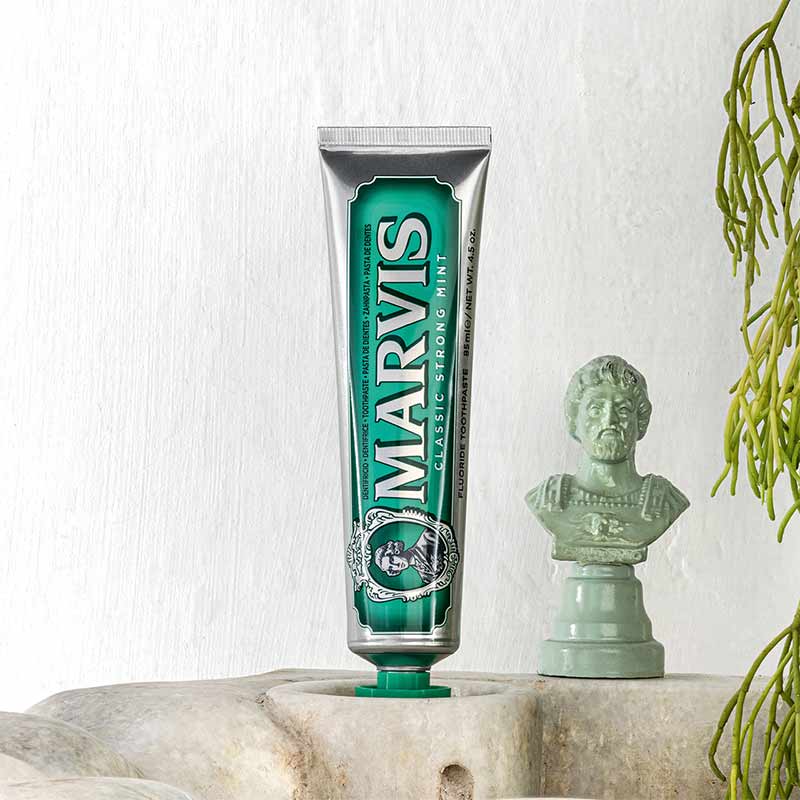 Marvis Classic Strong Mint Toothpaste 85ml - Image 4