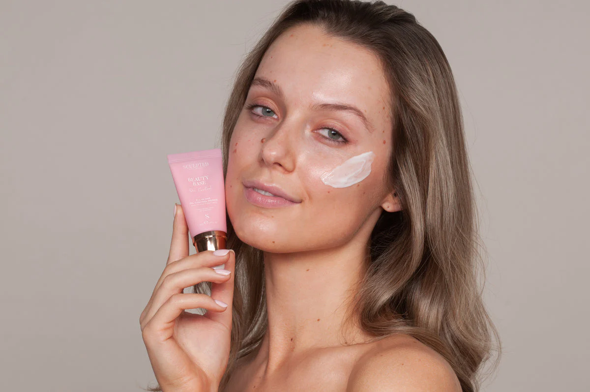 Sculpted Beauty Base Oil Control - Image 2